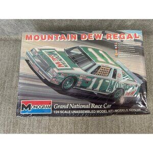 80s NASCAR Mountain Dew Buick Regal Grand National Monogram Model Car Kit 1/24